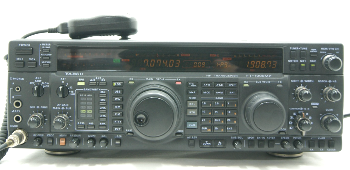 YAESU FT-1000MP All Mode Transceiver 100W + MH-31 + 3
