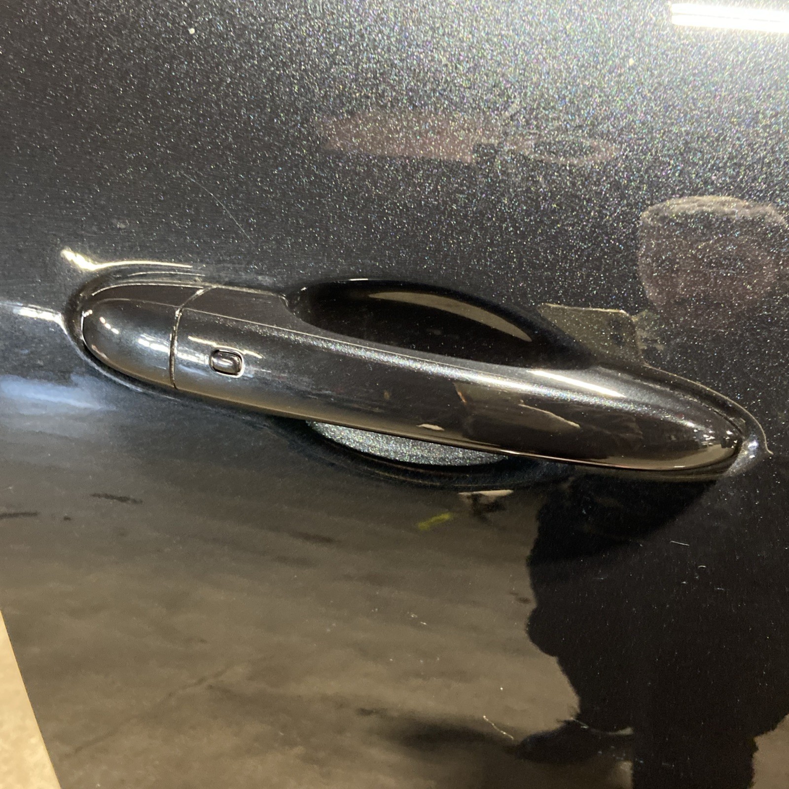 2017-2024 Maserati Levante Front Right Side Door Shell NERO RIBELLE OEM *NOTE*