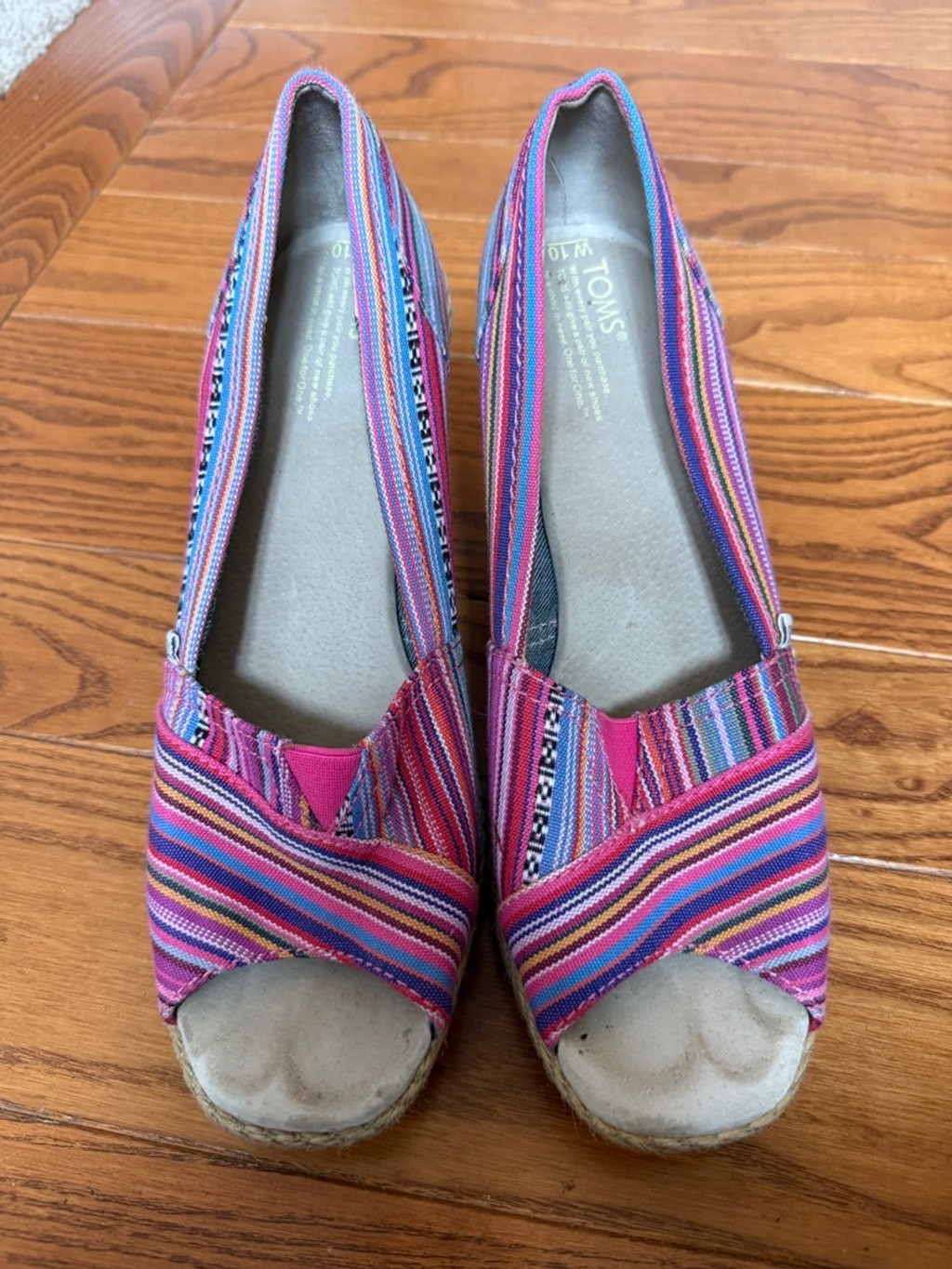 Toms Women’s Wedge Peep Toe Sandals Size 10 Pink Multicolor EUC