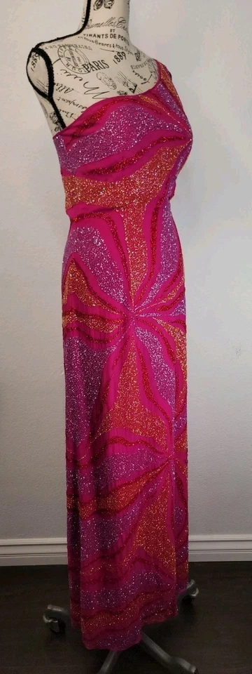 Vestido con Cuentas Colección Sean Talla S 100% Seda Un Hombro Rosa Lentejuelas Cuento de Hadas Foto 4 de 4