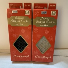 VINTAGE 90s SLIPPER SOCKS LEISURE SOCKS LOT OF 2 PAIR SIZE 10-13 CHRISTMAS
