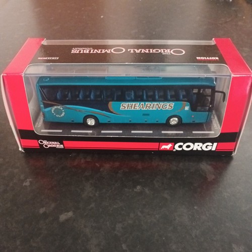 CORGI OM45901 - VAN HOOL T9 COACH - SHEARINGS - 1:76 Scale