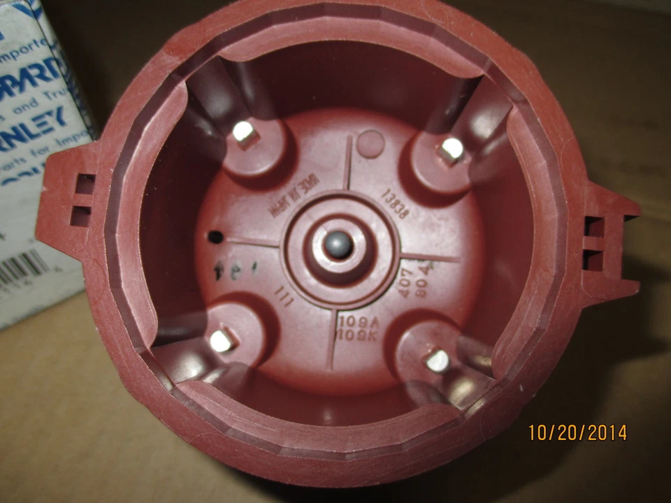 Toyota #19101-38011, Beck-Arnley #174-0844 1975-78 Celica.Corolla,P'Up Ign.Dist.Tap Foto 3 de 4