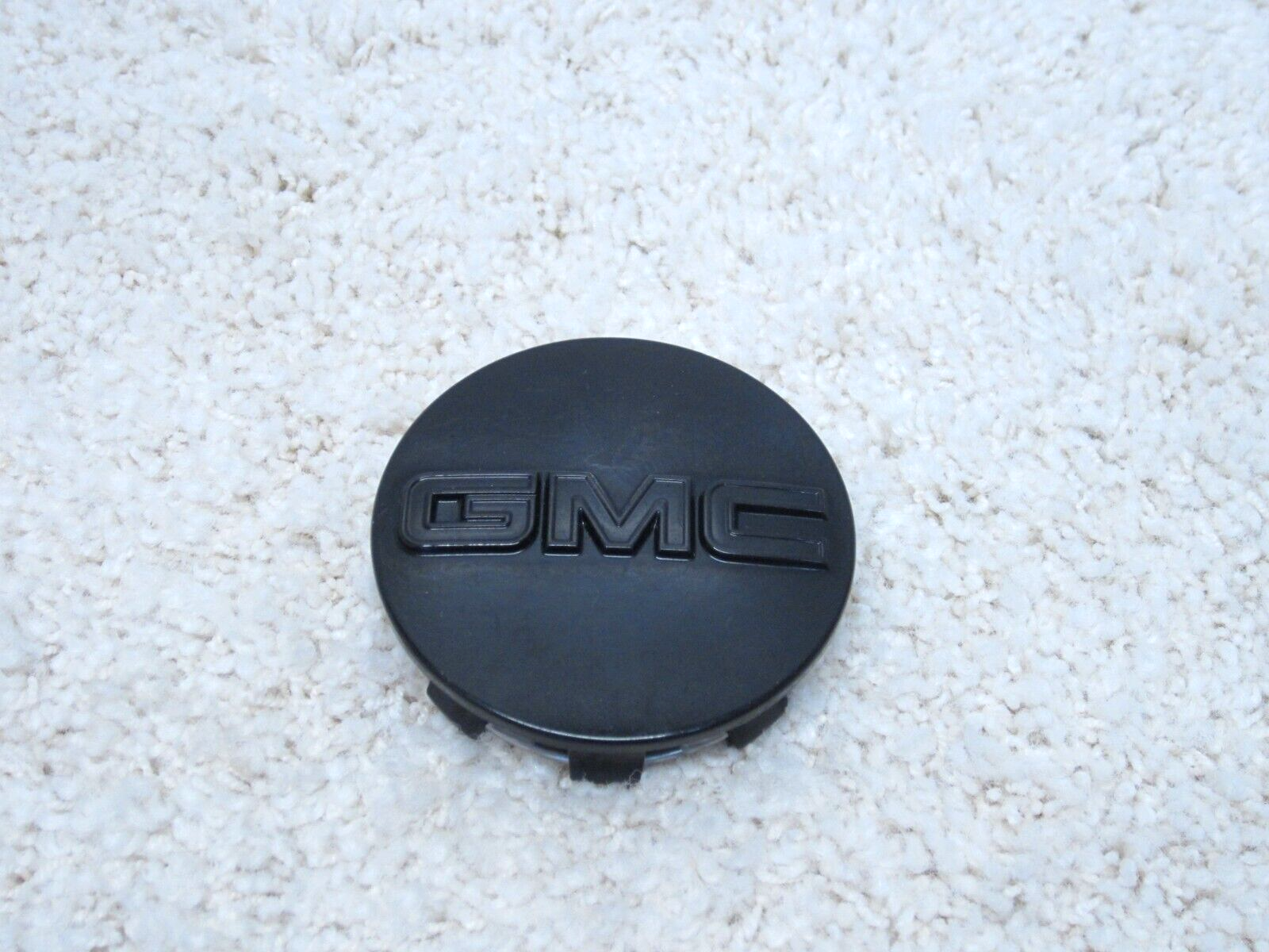 GMC SIERRA 1500, YUKON OEM ALLOY WHEEL BLACK CENTER CAP 20942032 #2F-7