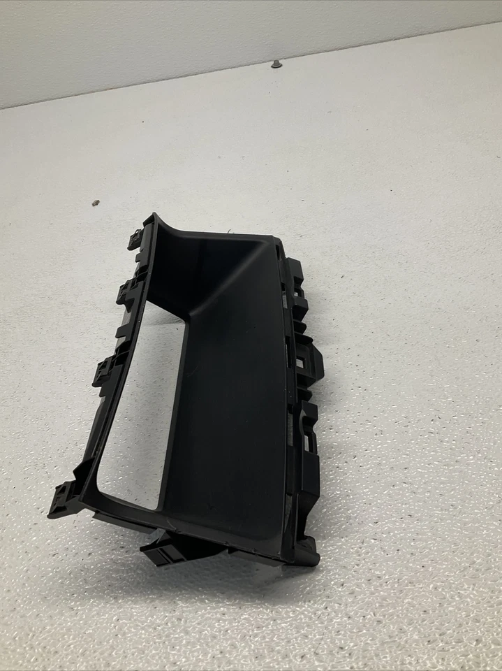 08-12 HONDA ACUERDO CROSSTOUR TABLERO RADIO CENTRAL PANTALLA MOLDURA GC45-5511-100 OEM Foto 3 de 4