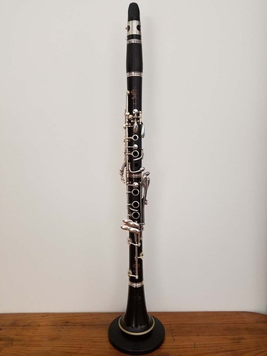 Buffet Crampon E13 Bb Clarinet: Intermediate/Semi-Pro model, wood