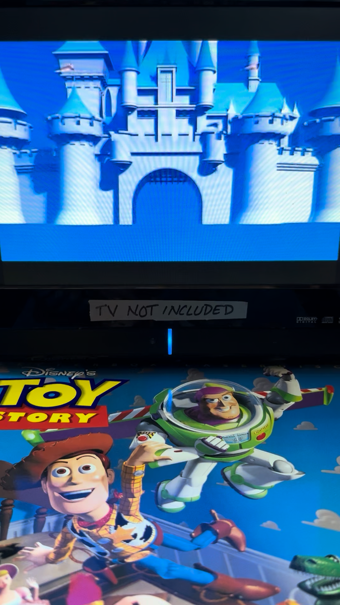 4 Disney Laserdisc Toy Story, Beauty And The Beast, Aladdin