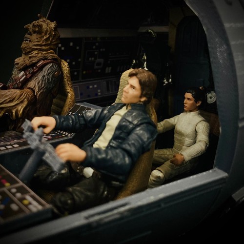 Custom Millennium Falcon Cockpit Diorama #2 for 6 Inch (1:12) Figure - Picture 8 of 11