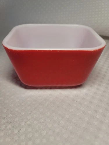 PYREX Refrigerator Dish Red 0501 B 1-1/2 Cup Vintage No Lid