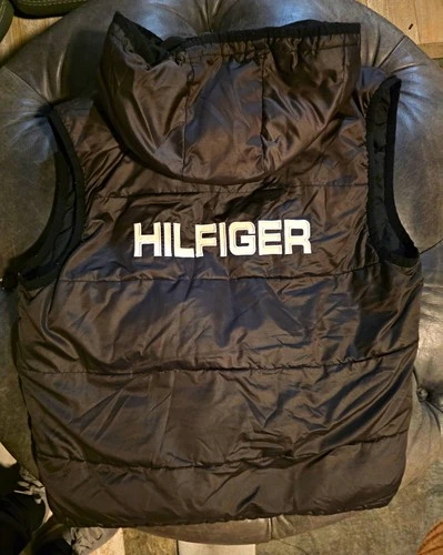 Tommy Hilfiger Mens Puffer Vest M Black Hooded Ski Club Champs 2011 Spellout - product listing photo