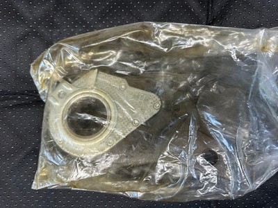 Haldex 40910658 Air Brake Manual Slack Adjuster   Rear, 5 1/2 In. Arm, 65 Deg