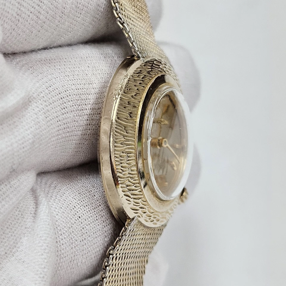 1972 Винтажный BULOVA ACCUTRON наручные часы 10k золото заполненное тюнинг вилка 2183 США  - Изображение 4 из 4