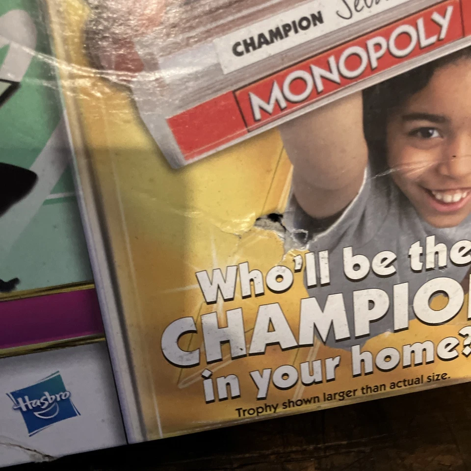 Monopoly Championship Edition 2009 Hasbro  Trophy Fast Paced - Image 4 of 4