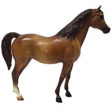VTG Breyer Traditional Proud Arabian Mare Bay Horse Figurine #996 1997