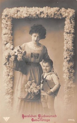 714757) 2 Birthday Postcard with Mother and Child 