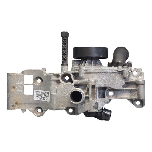 BMW F39 X2 F39 Wasserkühlmittelpumpe + Halterung 8631940