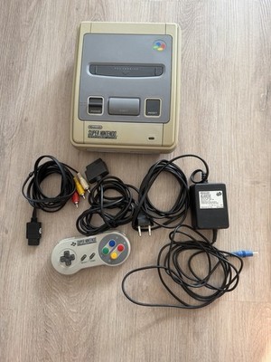 Super Nintendo SNES Konsole Grau mit Controller Vergilbt