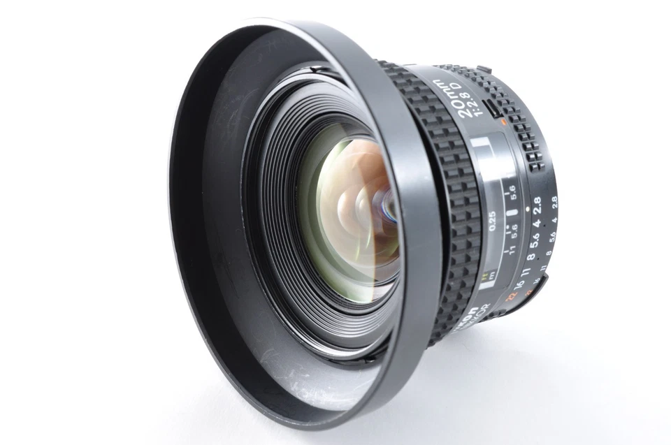 [con caja opcional como nuevo] Lente gran angular Nikon AF NIKKOR 20mm... - Imagen 2 de 4