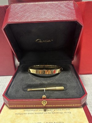  Yellow Gold Bangle Bracelet
