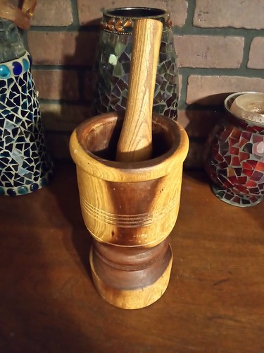 9" Nicely Turned Heavy Wood Mortar & Pestle - Picture 2 of 10