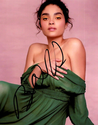 Brittany O'Grady Star Actress Simone Davis Signed Autographed 8x10 Photo COA 3