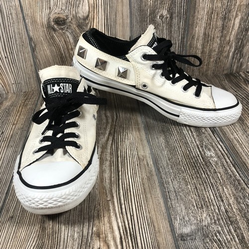 studded low top converse