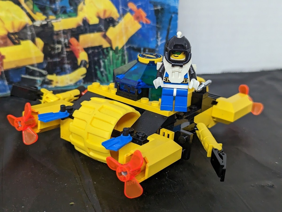 Lego 6145 Aquazone Aquanauts Crystal Crawler not Complete Loose w