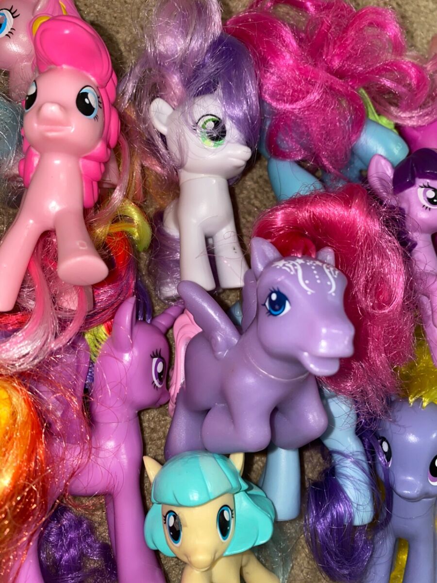 Collectible LOT OF 16 Small My Little Pony Little Ponies Figures