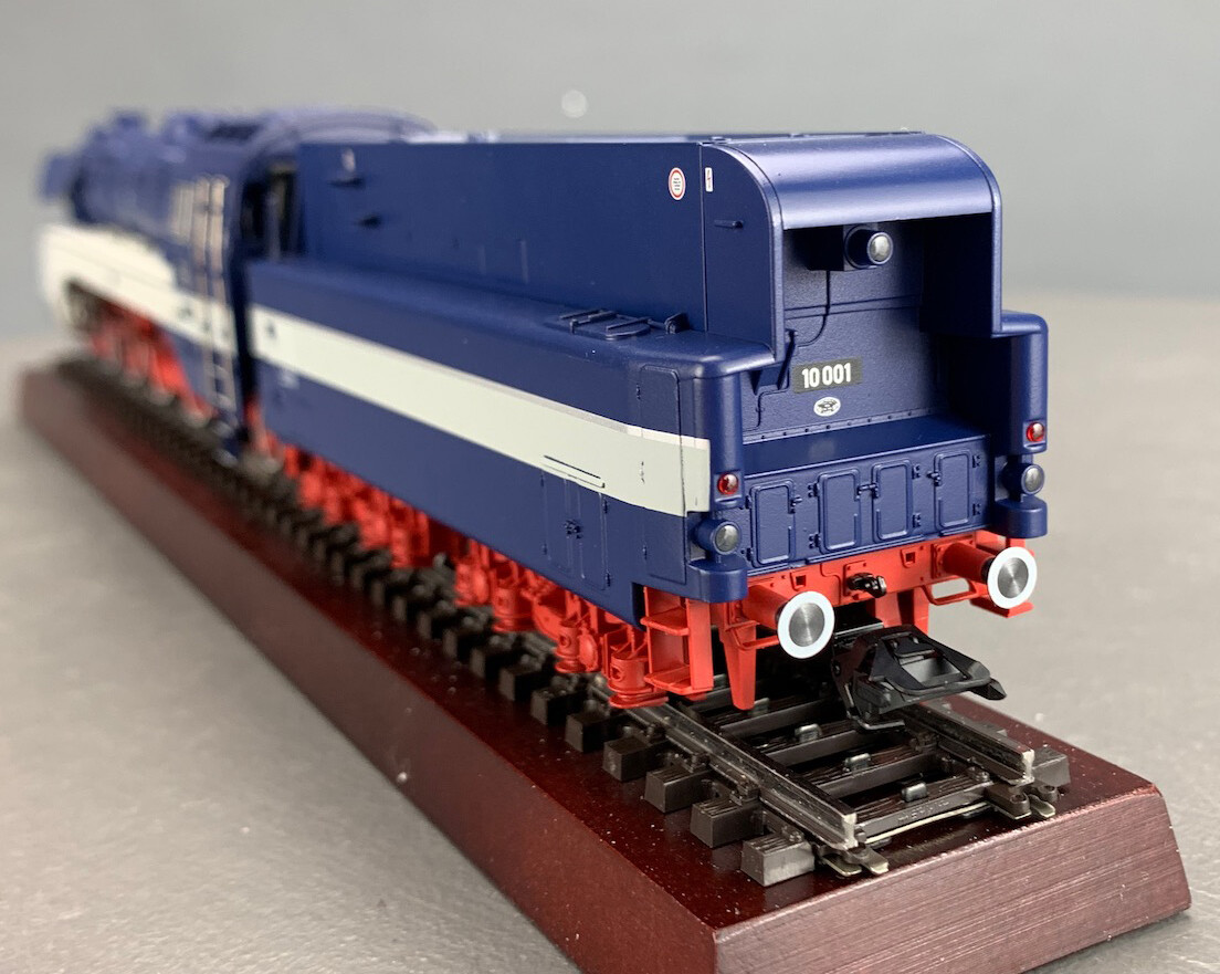 HO Märklin 37084 DCC/SND German Steam Locomotive BR 10 2010