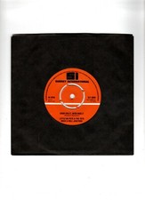 LITTLE BO PETE - GOOD GOLLY, MISS MOLLY / LUCILLE. UK 1974 ORIG 7". N/MINT LITTLE BO PETE - GOOD GOLLY, MISS MOLLY / LUCILLE. UK 1974 ORIG 7". N/MINT