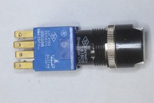 Schalter Nr80 Schalter einrastend TH 515015 5A 250V 2Öffn.  2Schl. IP65  verg.