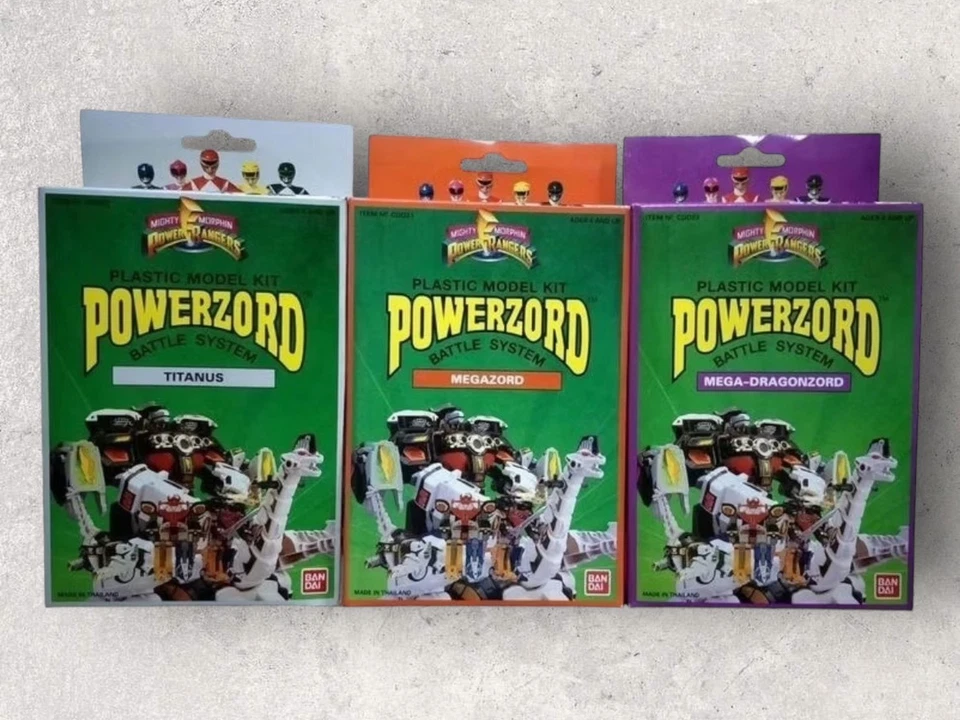Bandai Mighty Morphin Power Rangers Powerzord Battle System Plastic Model Kit - Image 1 of 1