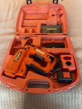 PASLODE IM250A Cordless 16 gauage angled finish nailer Exc. Condition
