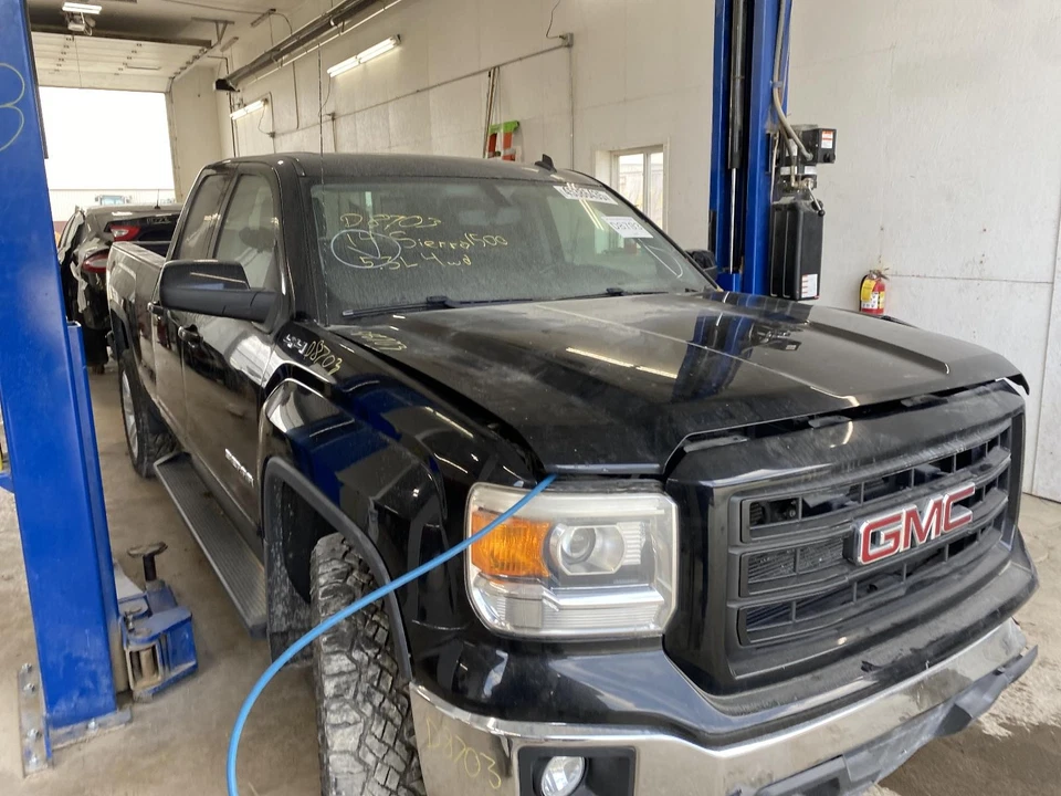 Luz de conducción usada se adapta a: camioneta GMC Sierra 1500 2014 base de conducción antiniebla grado A Foto 3 de 4