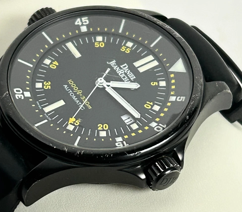 Reloj Automático Daniel JeanRichard Diverscope 43mm PVD Negro Ref. 24020 - Caja y papel Foto 4 de 4