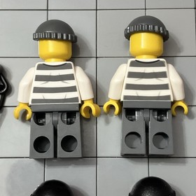 The LEGO City Bandit Minifigure Lot Of 4 Criminal 60047-1 Police Station H1 9