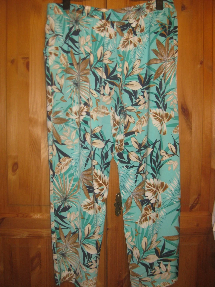 C&A Damen Schlupf Hose Top neu Blattmotiv "Sommer" leicht  bequem Gr.44/46/48 - Bild 4 von 4