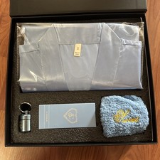 Sabrina Carpenter Short n Sweet VIP Merch Bundle - Size Small NEW