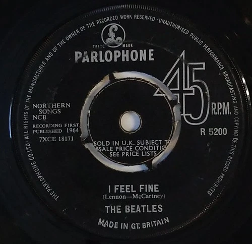 The Beatles I Feel Fine 7" Single (1964) Parlophone R 5200