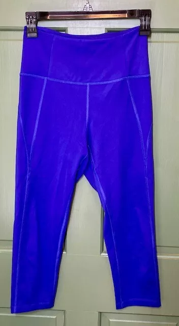 girlfriend-collective compressive high-rise capri leggings
