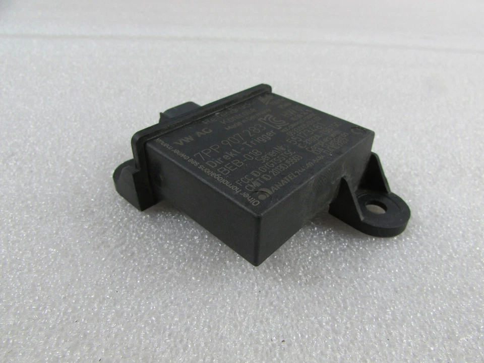 Lamborghini Aventador, Antena Sensor de Pressão dos Pneus, Usado, P/N 7PP907283 - Imagem 2 de 4