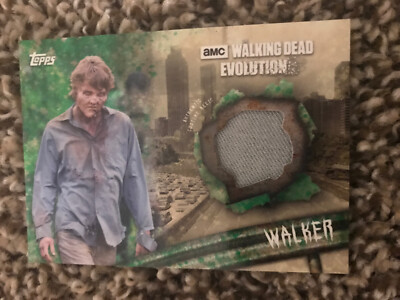 2017 The Walking Dead Evolution AUTHENTIC RELIC ''Chase Card'' #R-W2 (Walker) 4/25