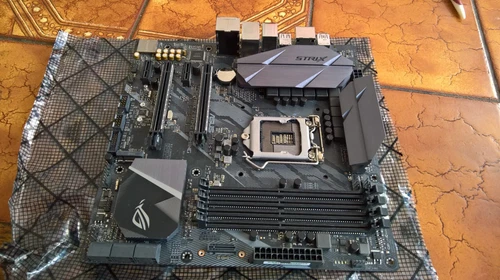 ASUS ROG STRIX Z370-G GAMING Motherboard LGA1151 DDR4 - Faulty/Untested