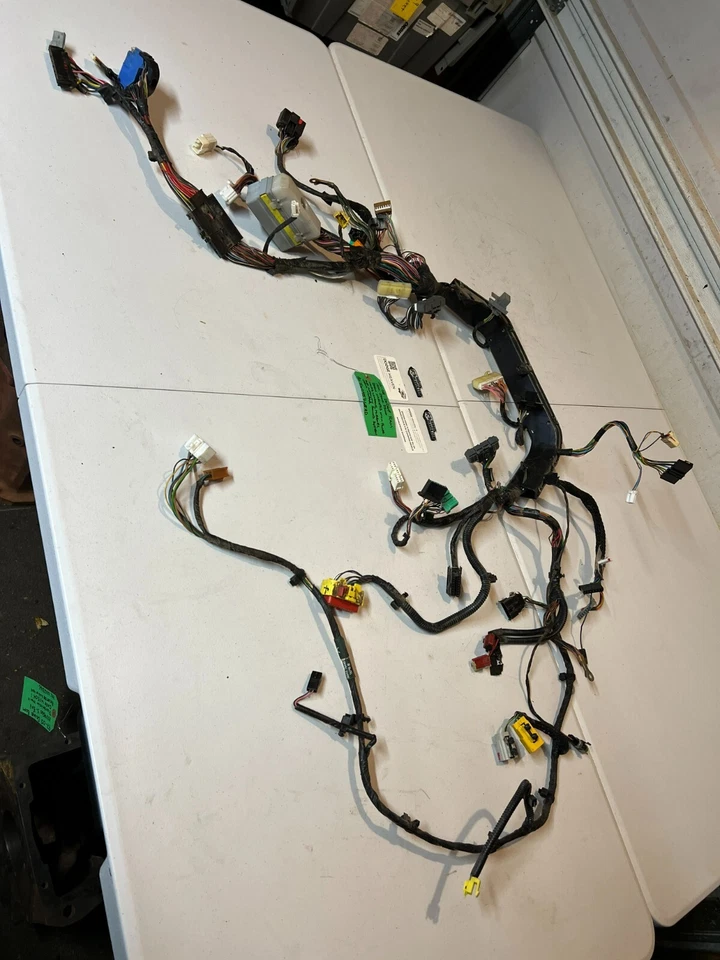 Arnés de cableado de tablero OEM 2000-2002 Dodge Ram 1500-3500 56045768AD Foto 2 de 4