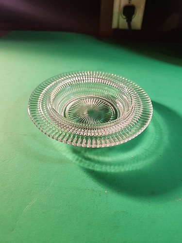 Hazel-Atlas Crystal Clear Beehive Butter Dish with Cover 6" - Picture 2 of 4