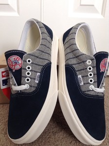 yankees shoes vans