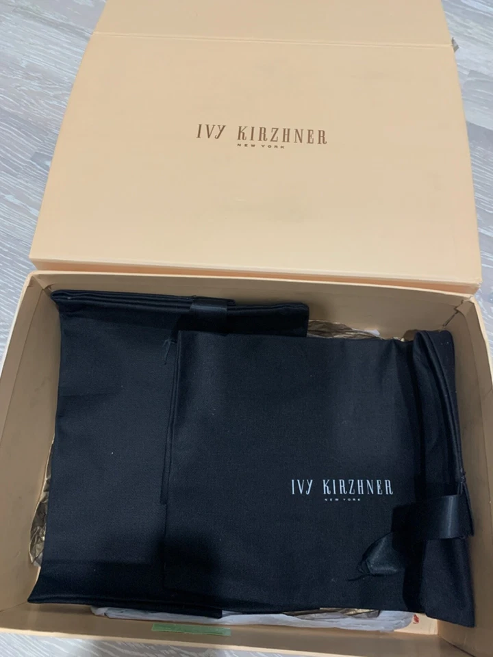 New Ivy Kirzhner neon pink  leather gold platform pyramid shoes pumps sz 7 495$ - Image 4 of 4