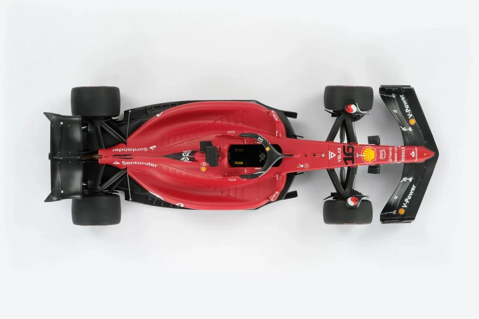 Nuevo coche modelo Amalgama Ferrari F1-75 Leclerc Bahrain GP 2022 1:18 rojo M6218 KidBX Foto 4 de 4