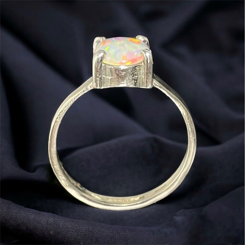 Anello con opale naturale e argento - Foto 8 di 9