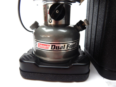 NEW - Coleman Model 285-700T Dual Fuel 2-Mantle Lantern - 11/94